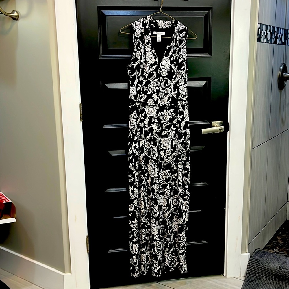 White House Black Market Maxi Dress